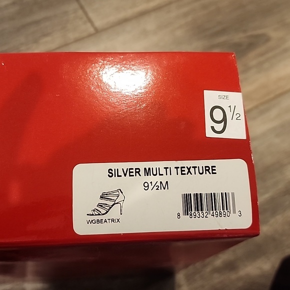 Guess Silver Multi Texture Heels - Picture 6 of 6